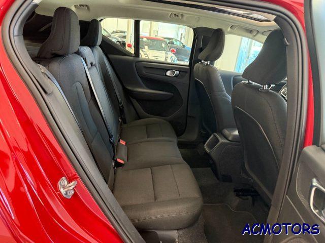VOLVO XC40 D3 AWD