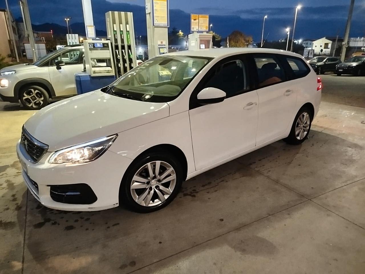 Peugeot 308 BlueHDi 130 S&S SW Active Pack