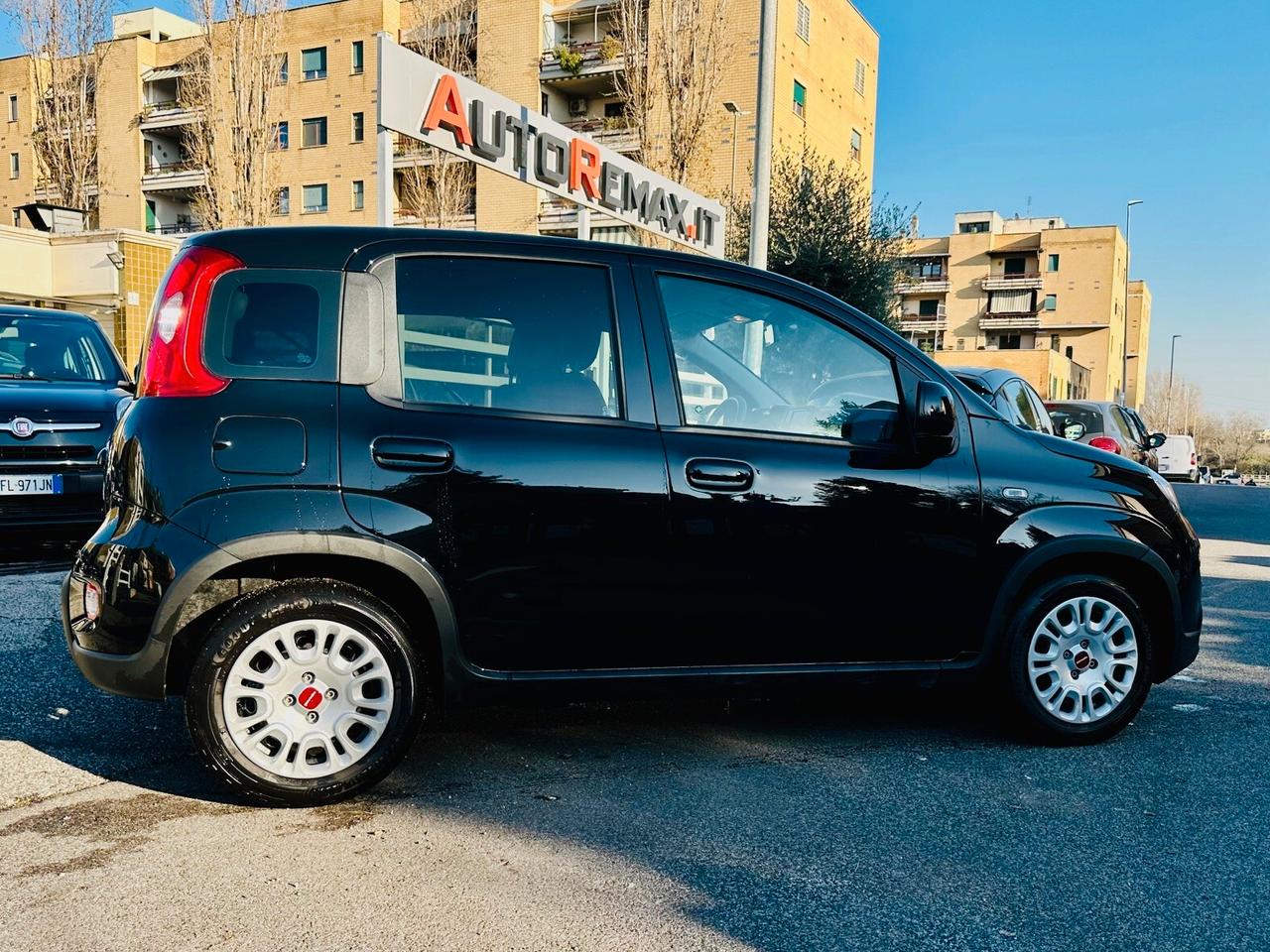 FIAT NEW PANDA 1.0 MILD HYBRID NEOPATENTATI