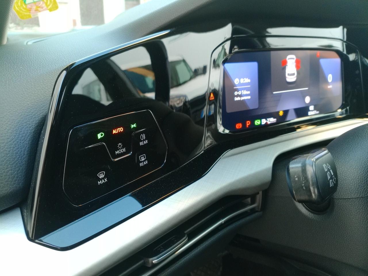 Volkswagen Golf 1.0 TSI EVO Life