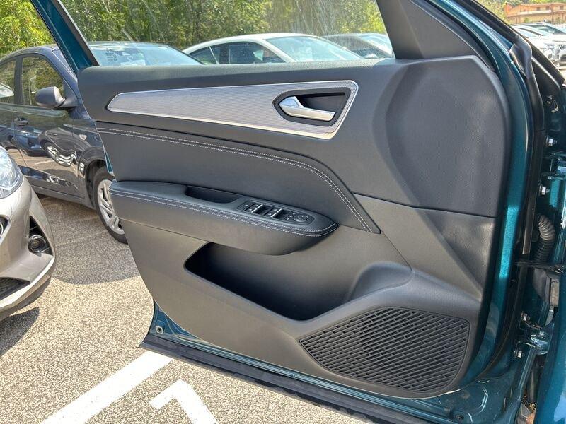 Renault Arkana 2021 1.6 E-Tech hybrid Intens 145cv