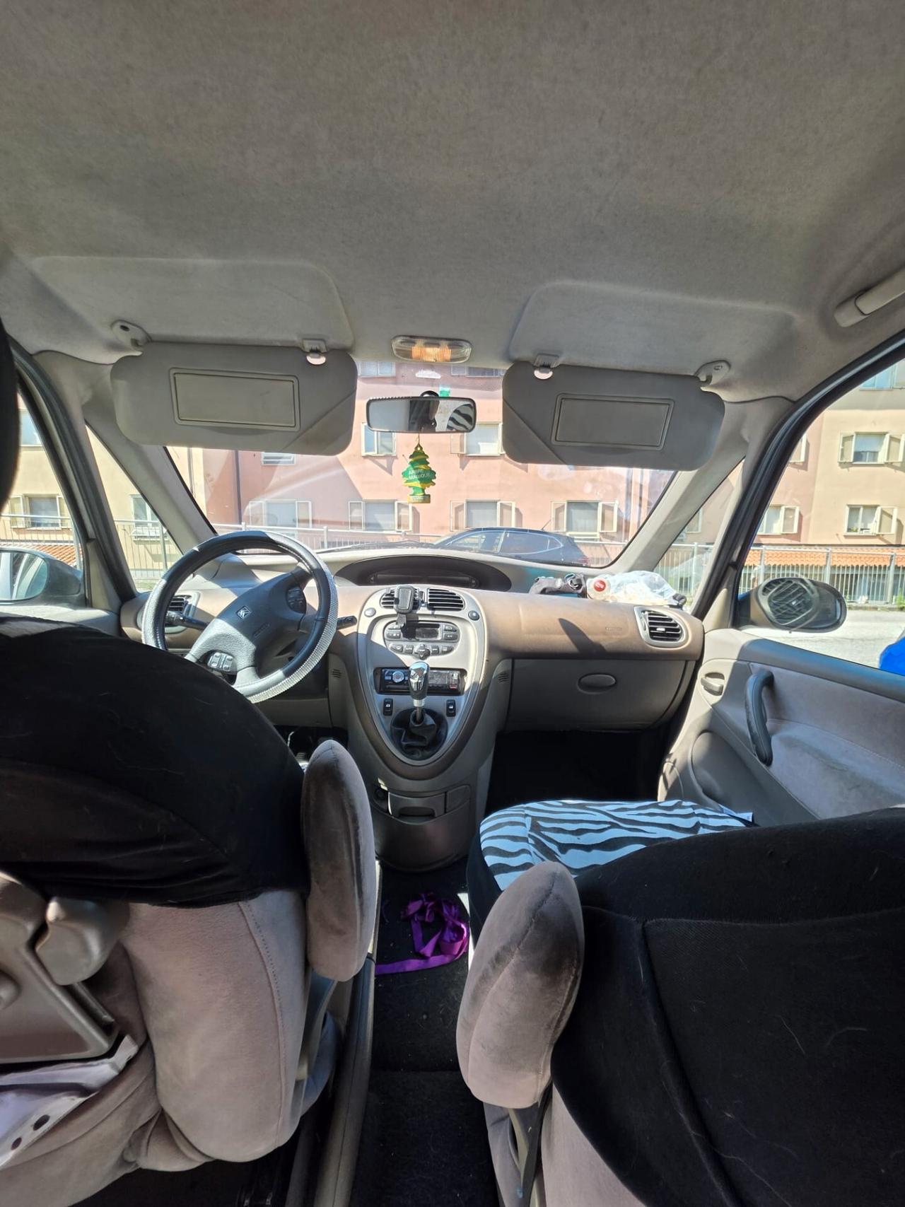Citroen Xsara Picasso 1.8 benz - 2002 GANCIO TRAINO