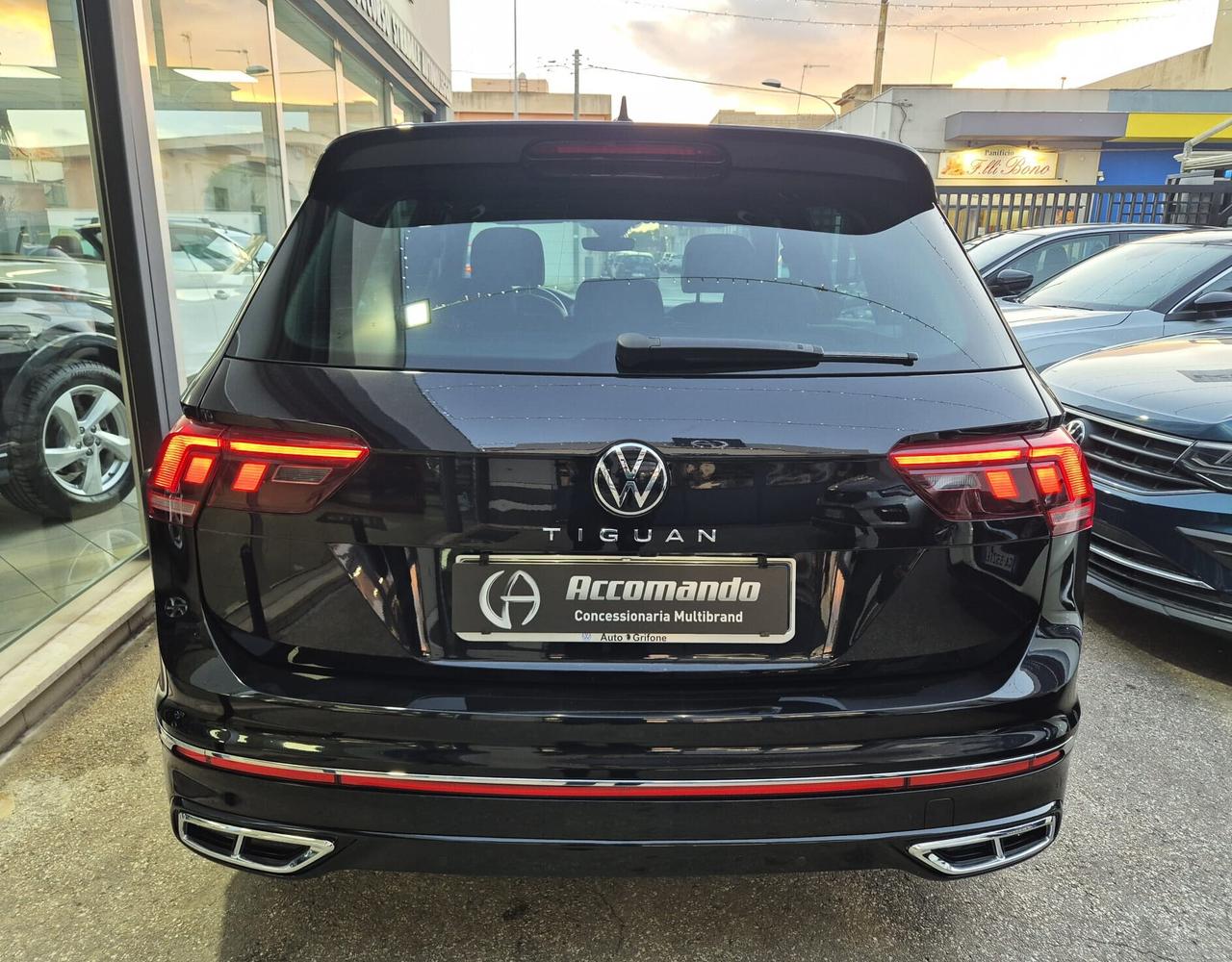 Volkswagen Tiguan 2.0 TDI 150 CV SCR DSG R-Line