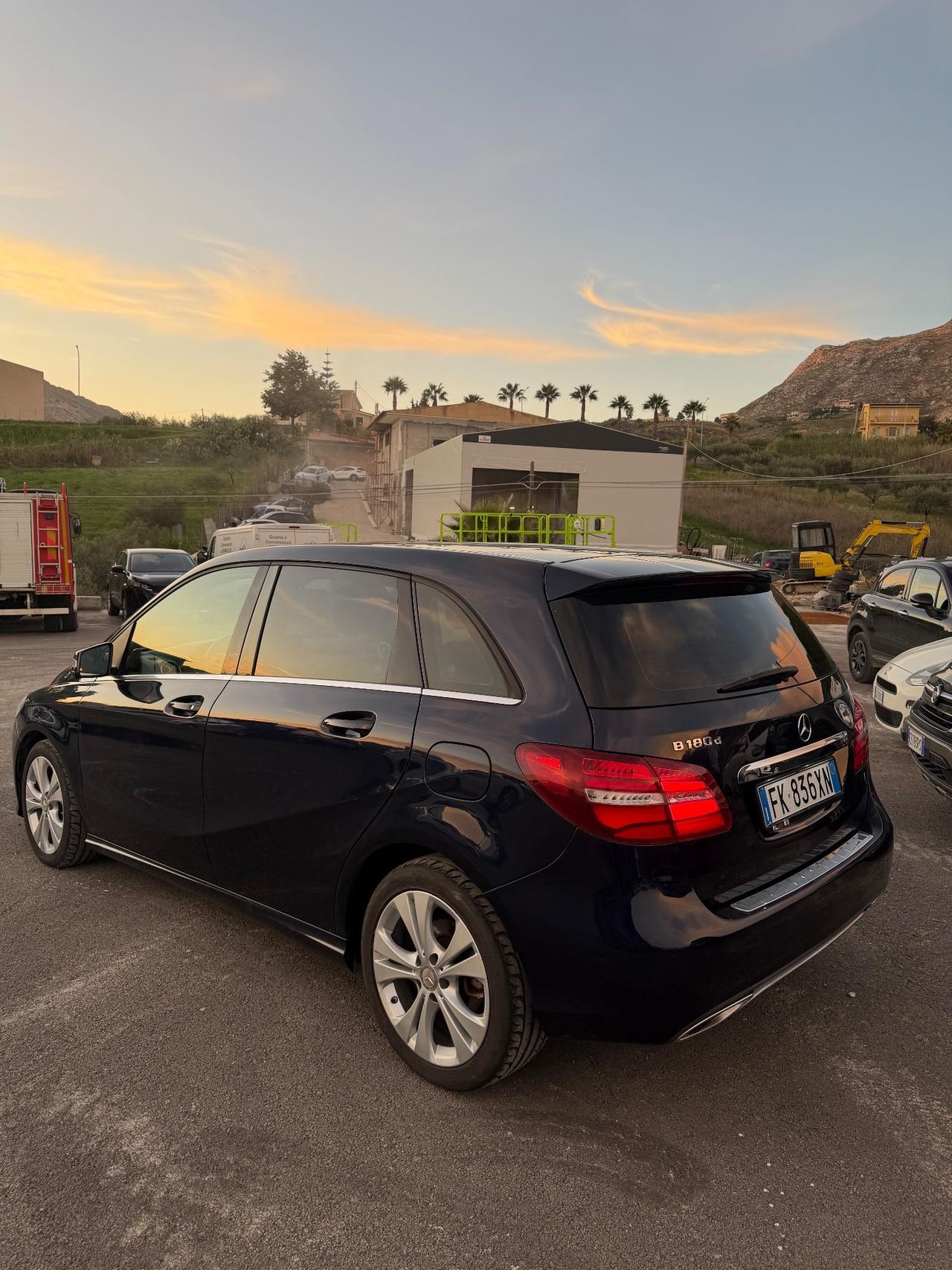 Mercedes-benz B 180 d Business