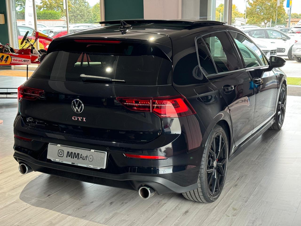 Volkswagen Golf GTI 2.0 TSI Black Style Edition