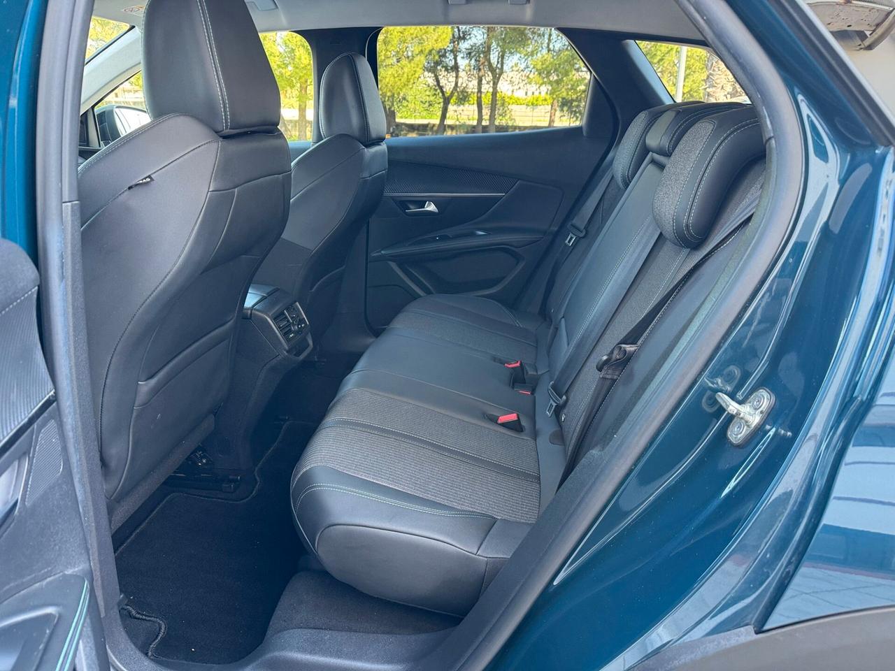 Peugeot 3008 BlueHDi Allure MANUALE