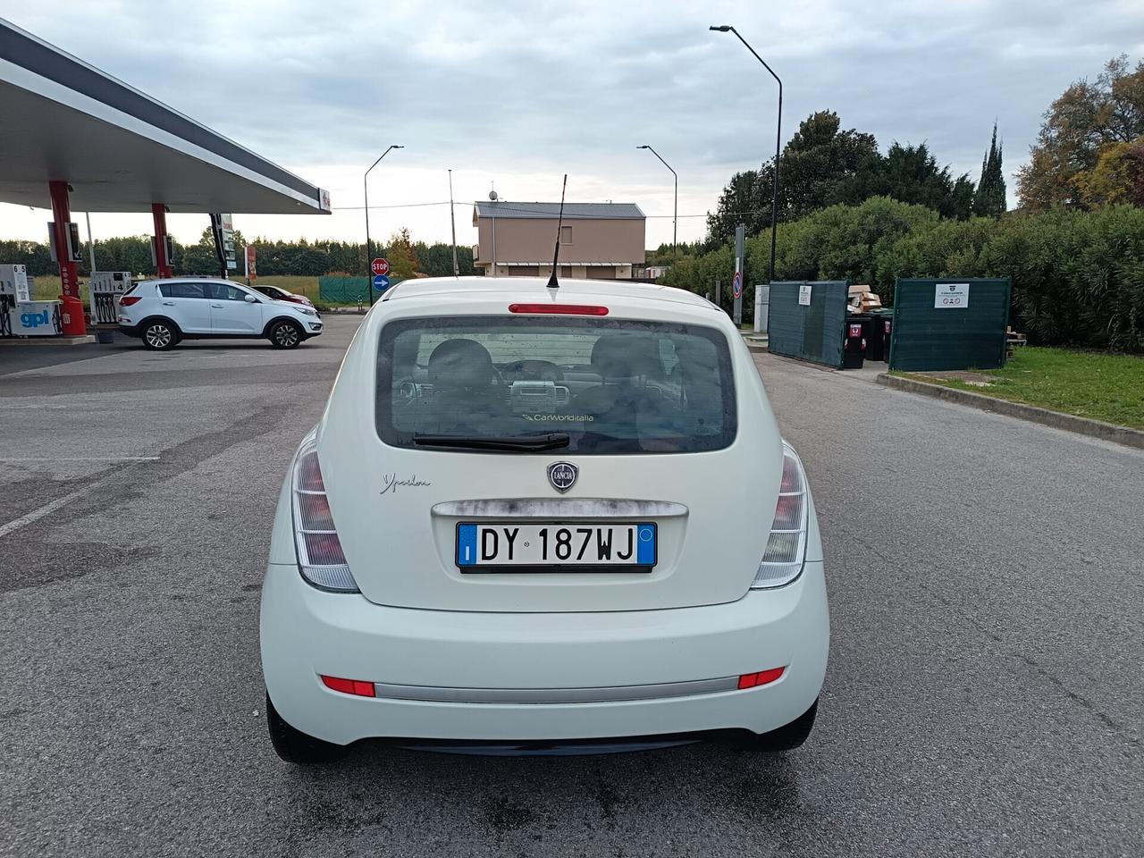Lancia Ypsilon 1.4 Oro Ecochic GPL ok neo patente