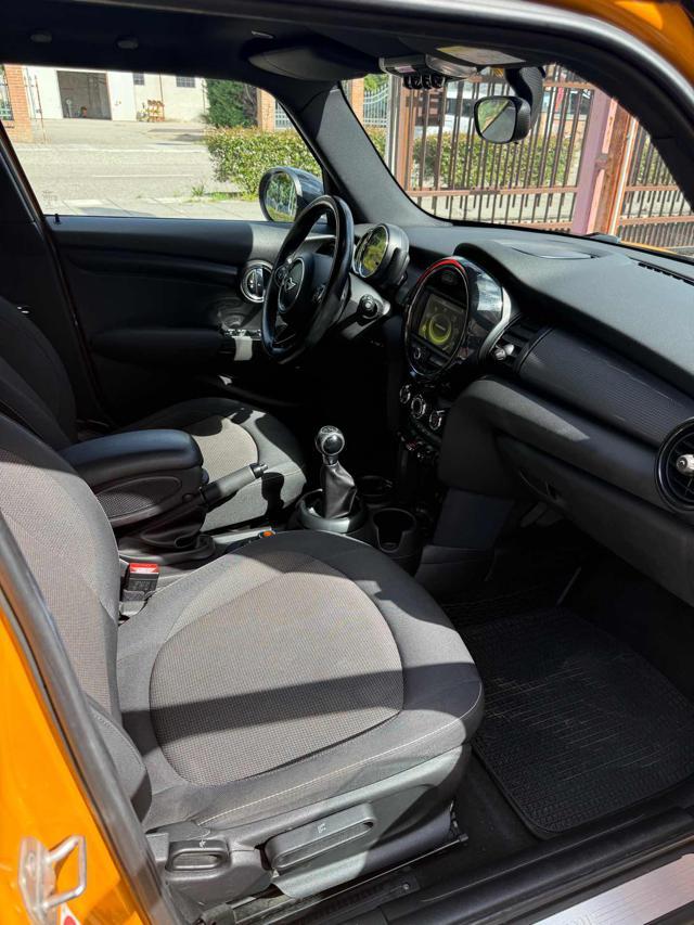 MINI Cooper 1.5 5 porte