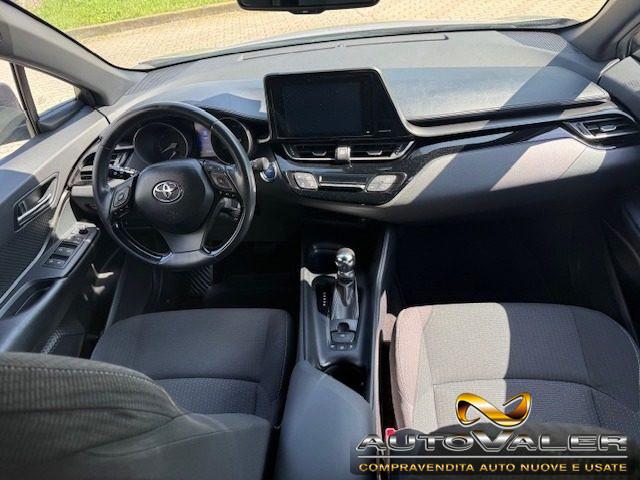 TOYOTA C-HR 1.8 Hybrid E-CVT Active