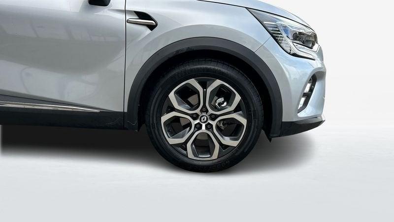 Renault Captur 1.6 E-Tech hybrid Techno Fast Track 145cv auto 1.6 E-TECH Hybrid Techno Fast Track Auto