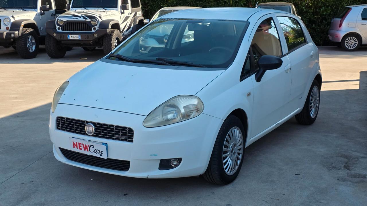 Fiat Grande Punto 1.3 MJT 75 CV 5