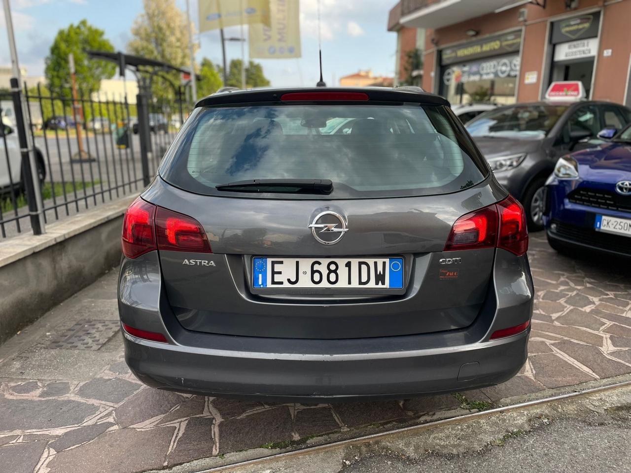Opel Astra 1.7 CDTI 125CV Sports Tourer Cosmo