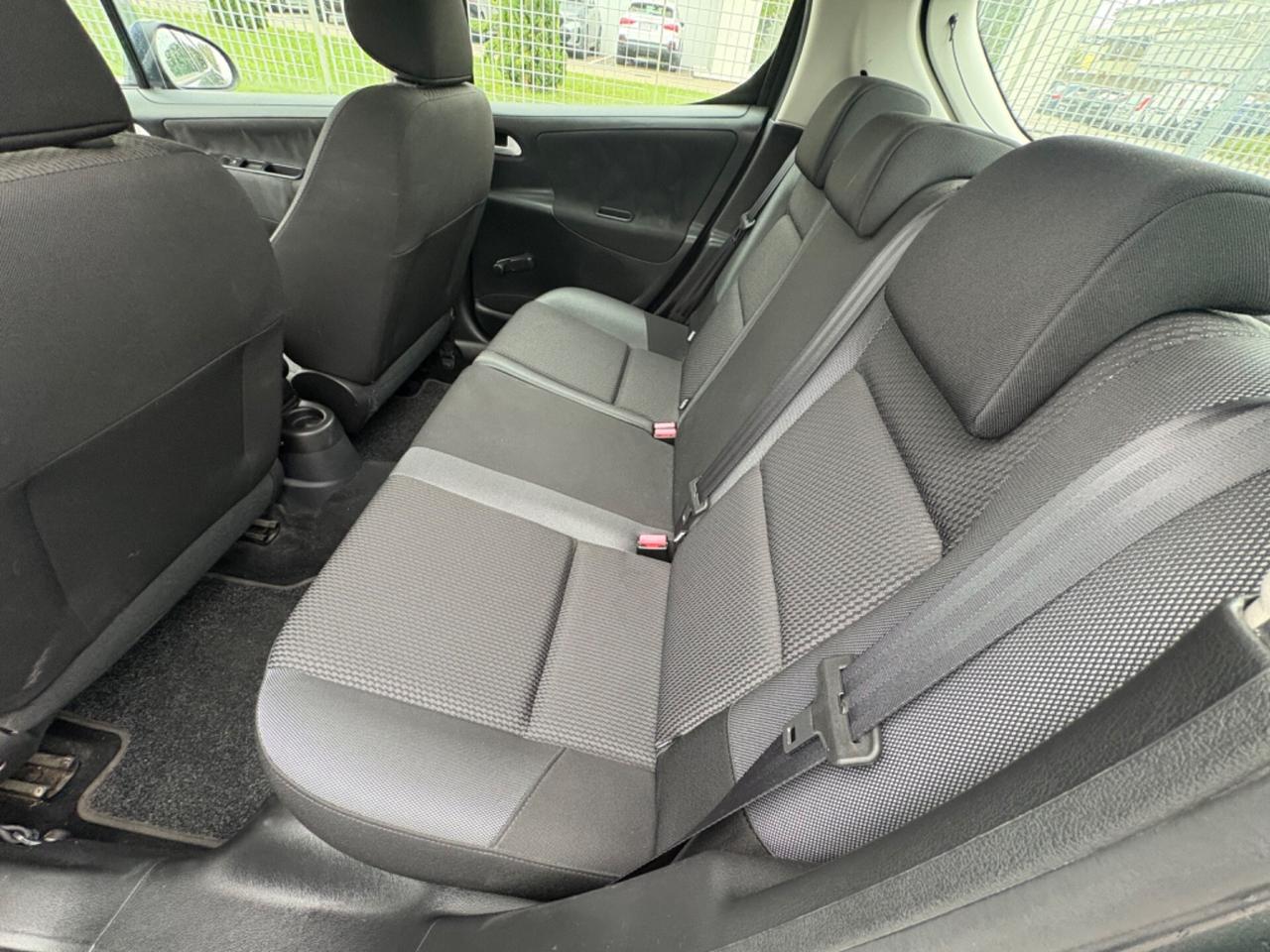 Peugeot 207 Plus 1.4 8V 75CV 5p. ECO GPL