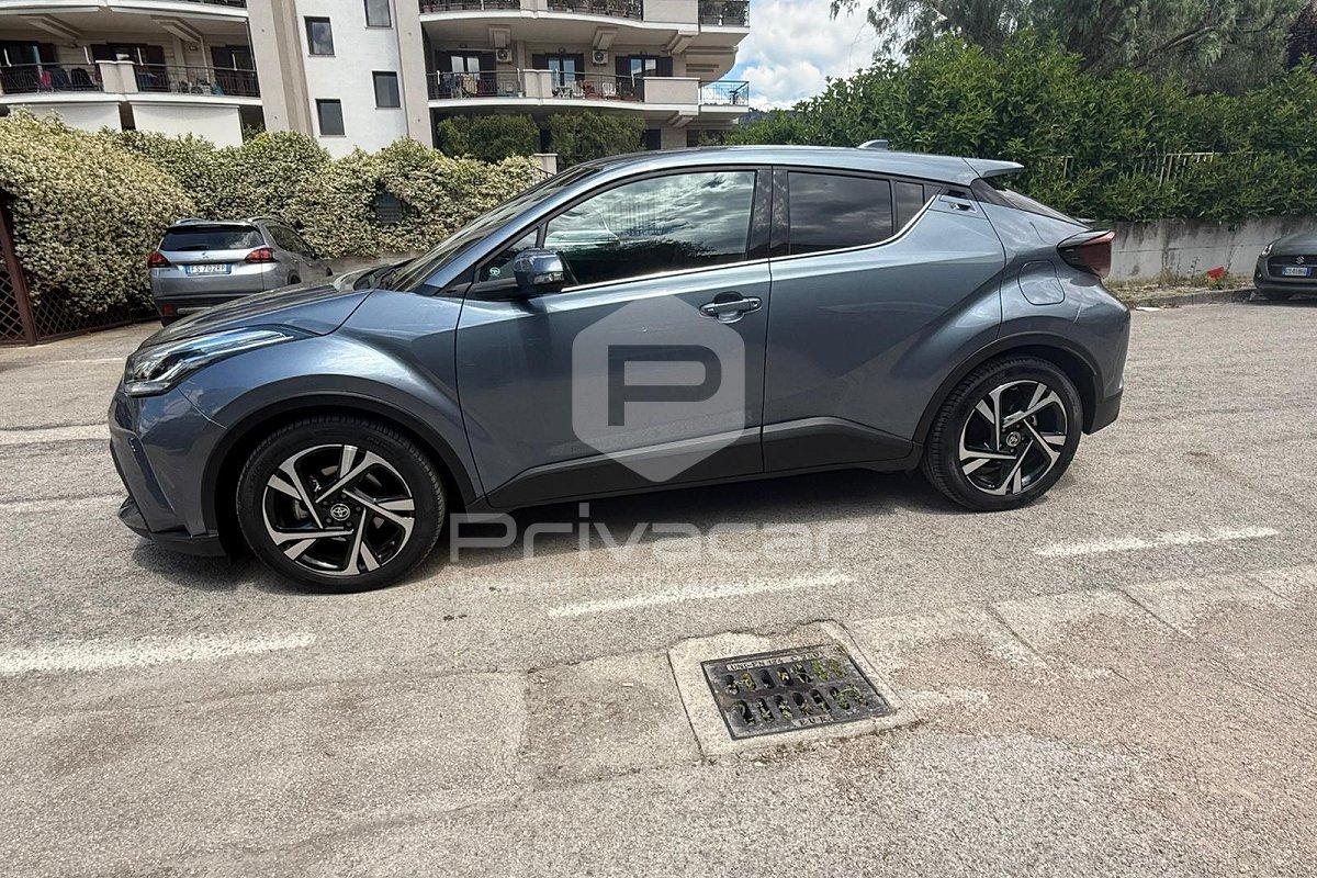 TOYOTA C-HR 1.8 Hybrid E-CVT Trend