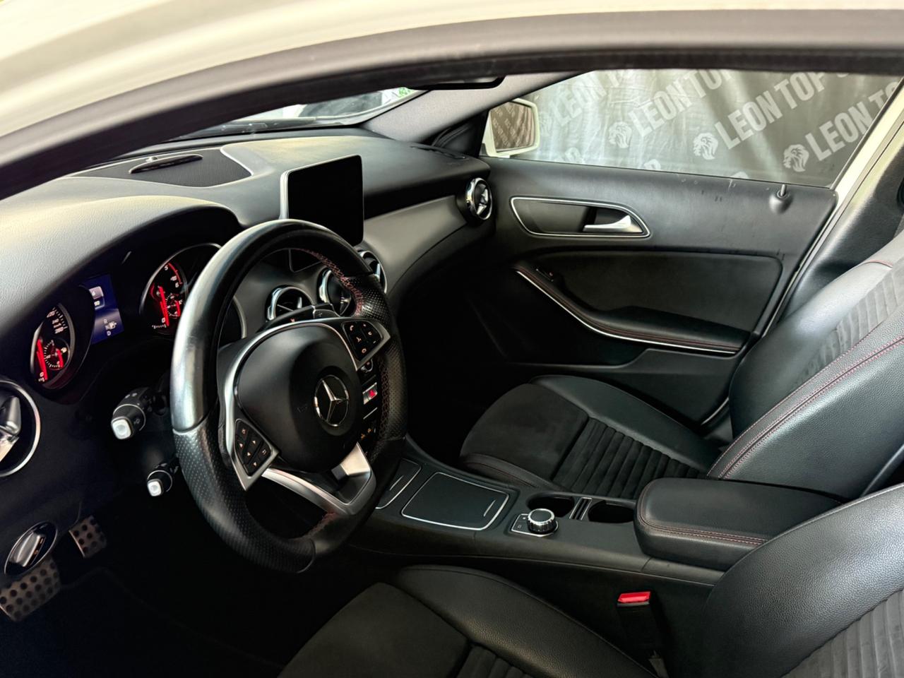 Mercedes-benz GLA 200 d Automatic 4Matic Sport