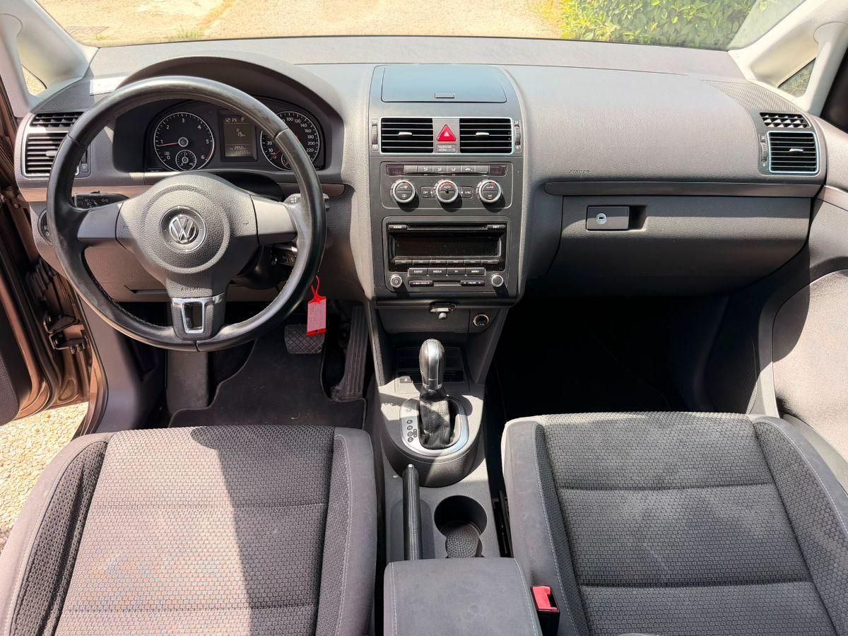 VOLKSWAGEN - Touran - 1.6 TDI DSG Comfortline 7 POSTI