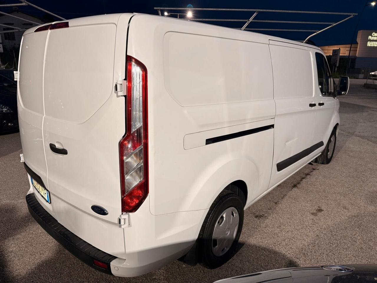 Ford Tourneo Custom 2.0 TDCi 130CV PL