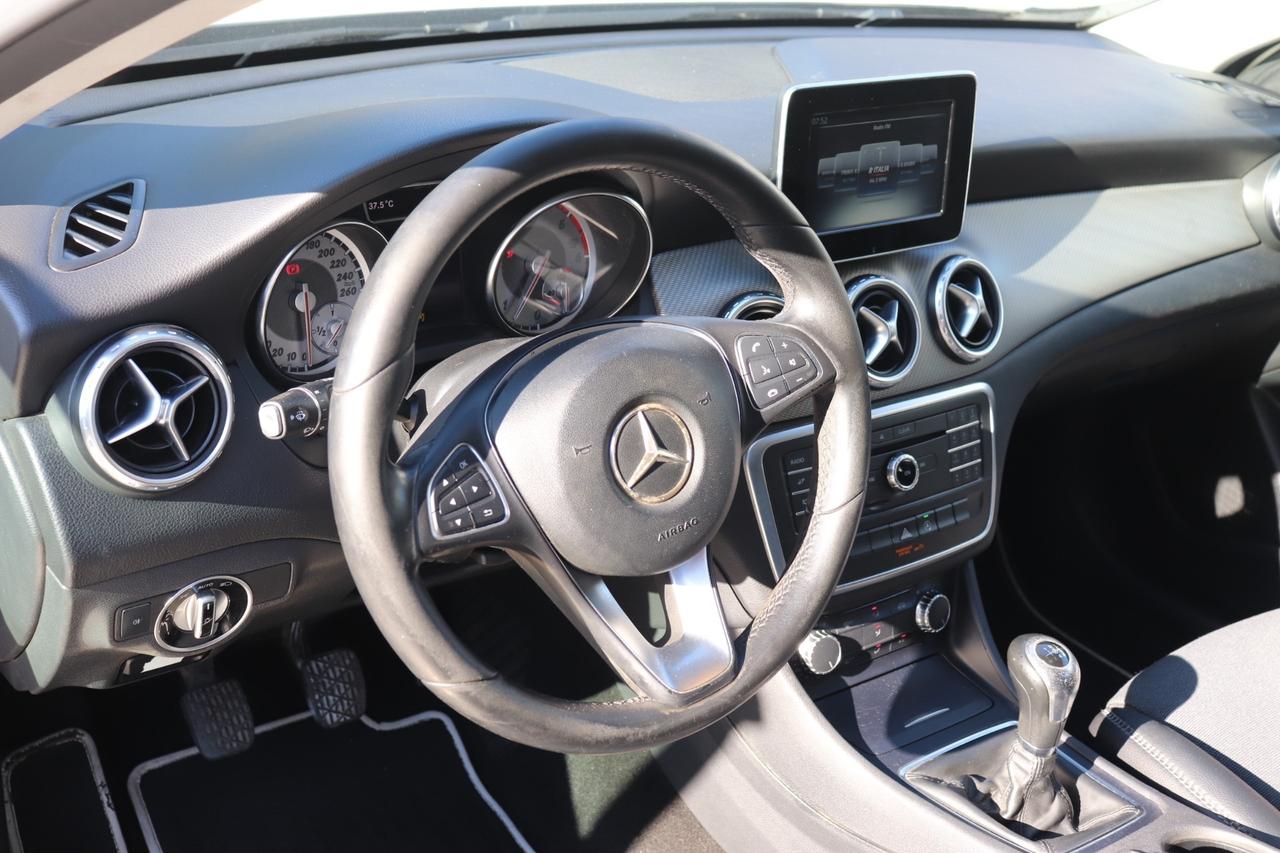 Mercedes-benz GLA 200 GLA 200 d Premium