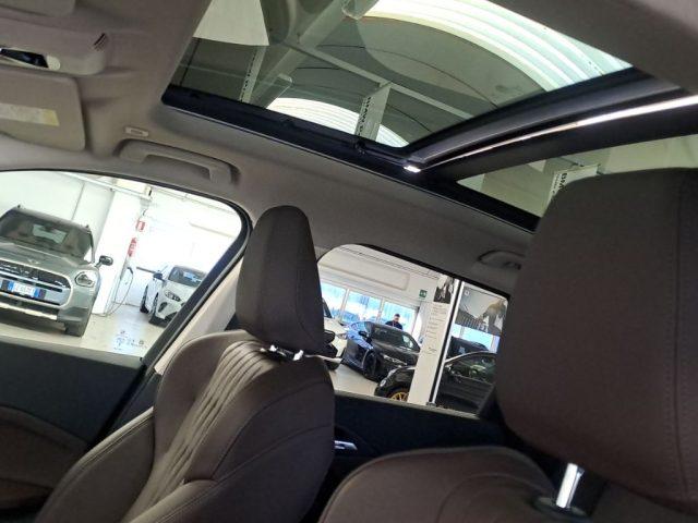 BMW X1 sDrive 18d Aut. + Tetto apr.