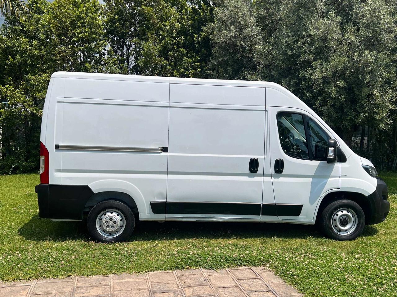 Peugeot Boxer 335 2.2 BlueHDi 140 S&S PLM-TA Furgone