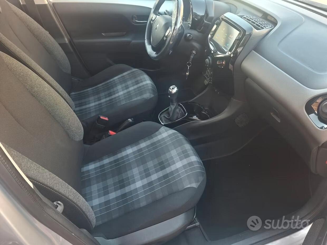 Peugeot 108 VTi 72 5 porte GT Line CLIMA CERCHI FENDINEBBIA APPLE CAR PLAY NAVI ESENTE BOLLO NEO PATENTATI LED
