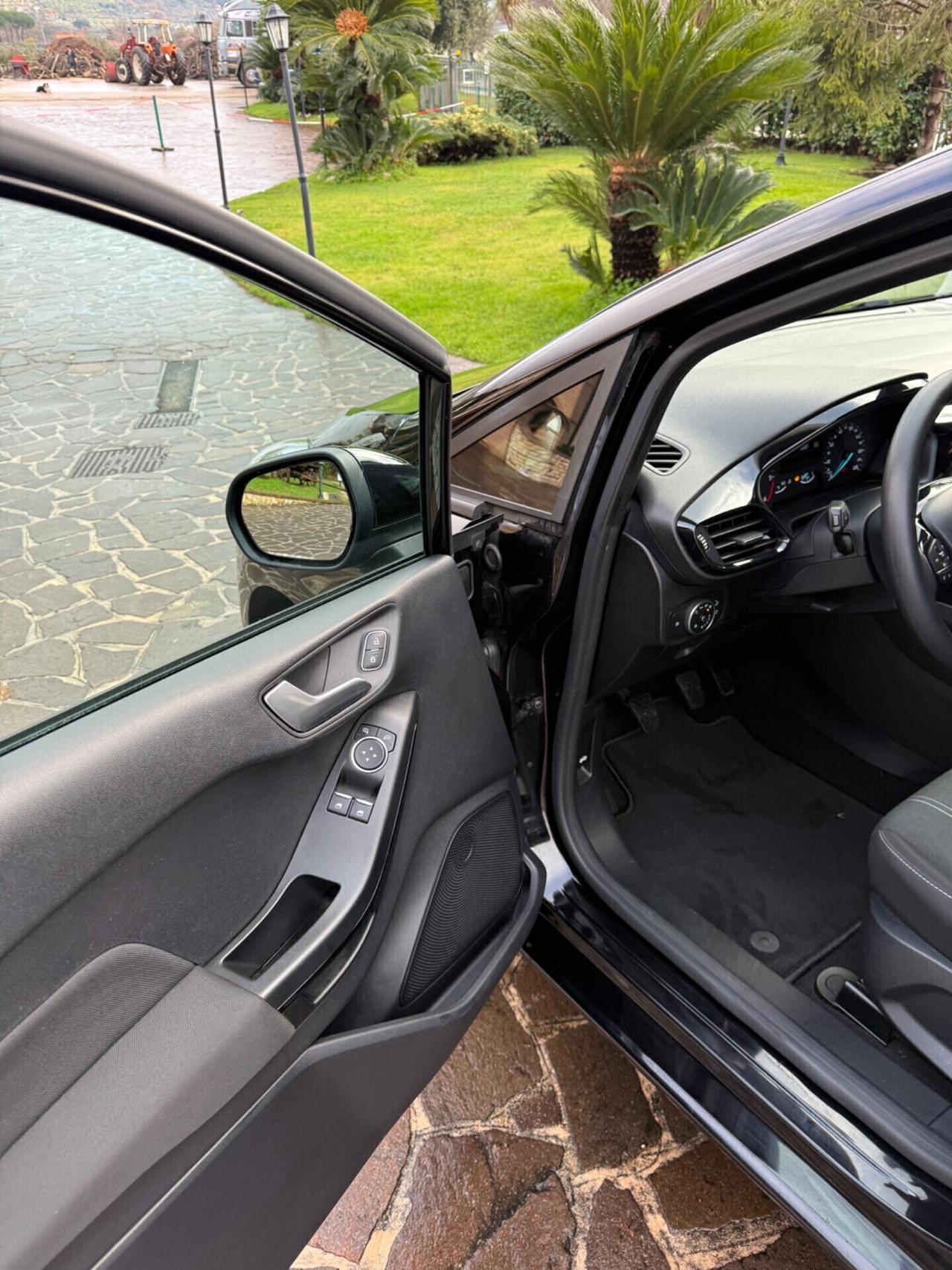 Ford Fiesta 1.5 EcoBlue 5 porte Titanium 2020 uni proprietario