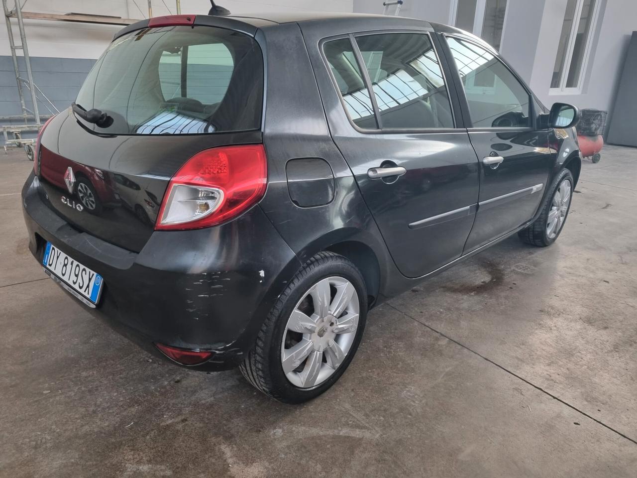 Renault Clio Storia 1.2 5 porte Confort