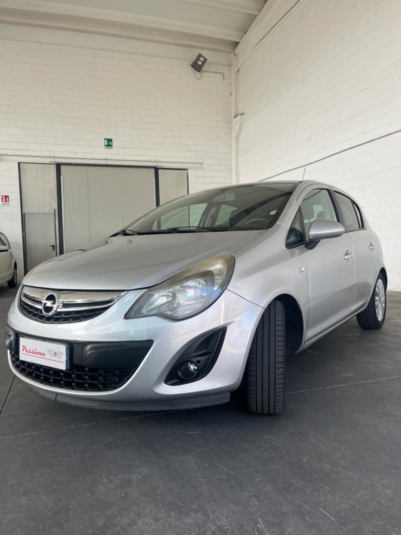 Opel Corsa 1.2 85CV 5 porte GPL-TECH Edition