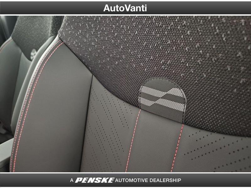 MINI Mini Cooper A.E. Cooper SE JCW