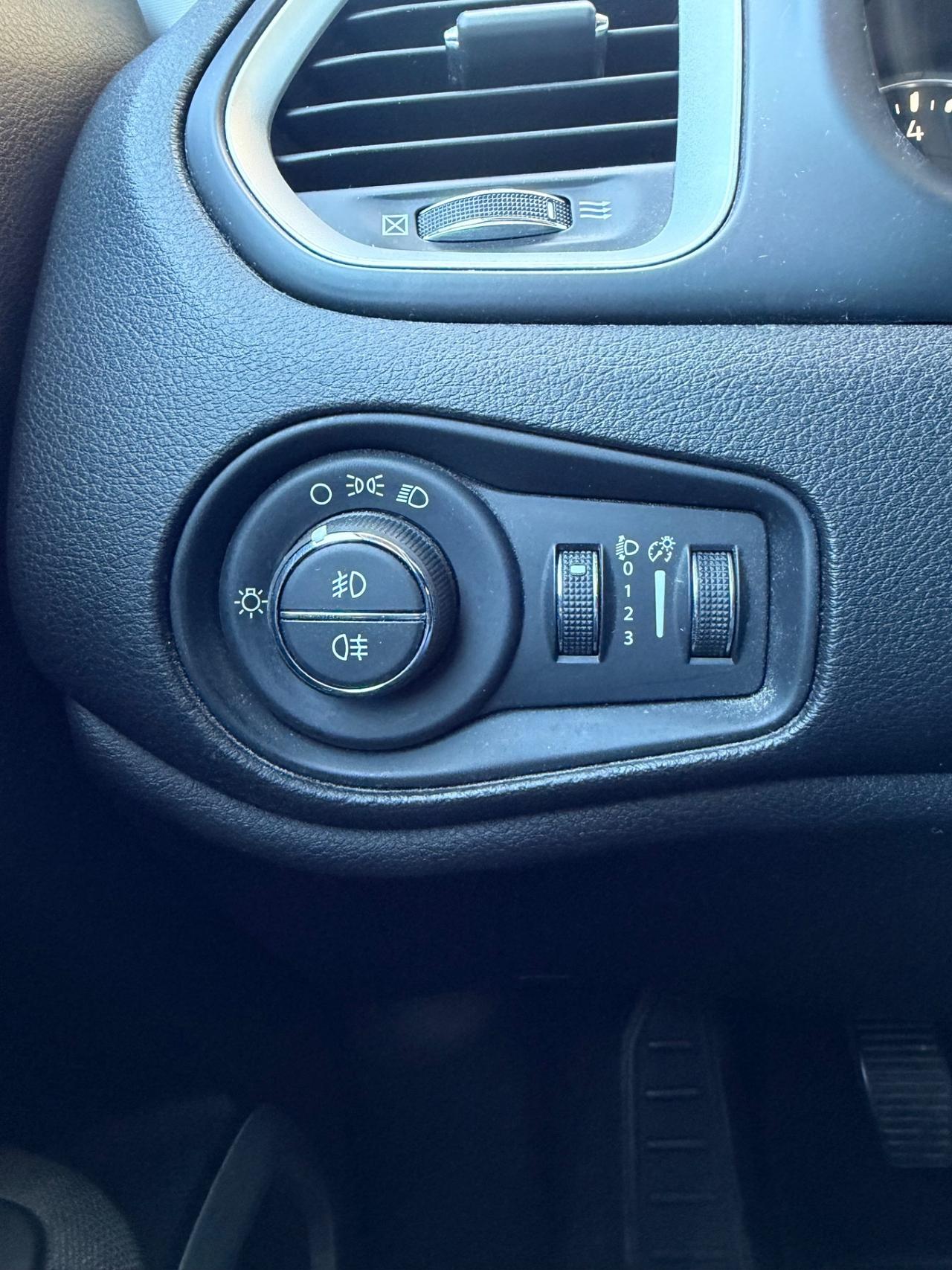 Jeep Renegade 1.0 T3 Longitude 120CV Night Edition