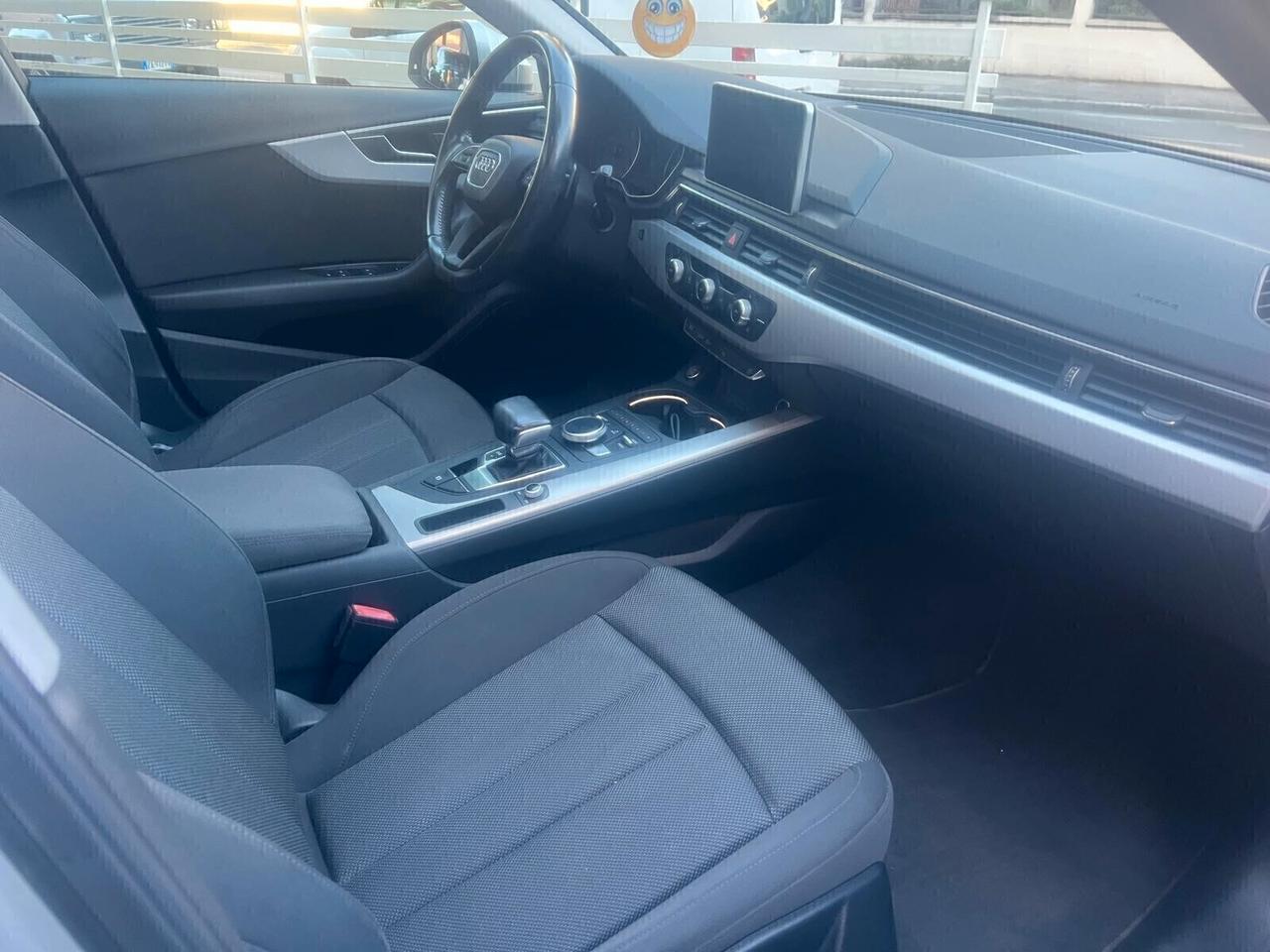 AUDI A4 AVANT 2.0 TDI 150cv ULTRA S-TRONIC BUSINESS SPORT