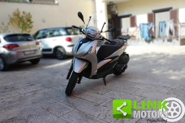 PIAGGIO Beverly 400 i.e. BEVERLY 400