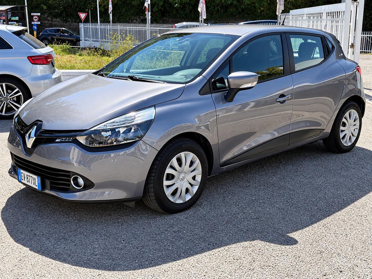 Renault Clio 1.5 dCi 8V 75CV 5 porte Costume National