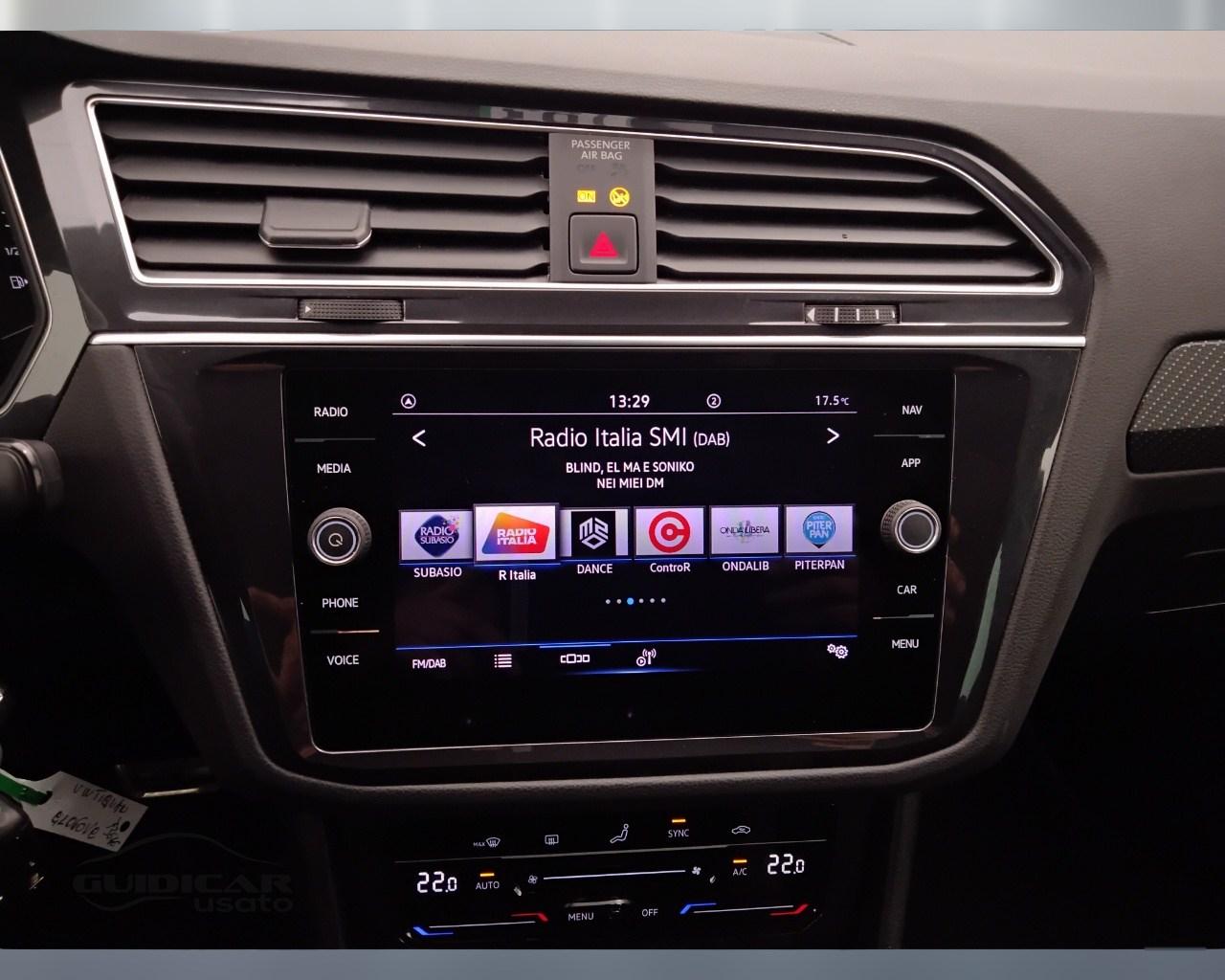 VOLKSWAGEN Tiguan II 2021 - Tiguan 2.0 tdi R-Line 150cv dsg