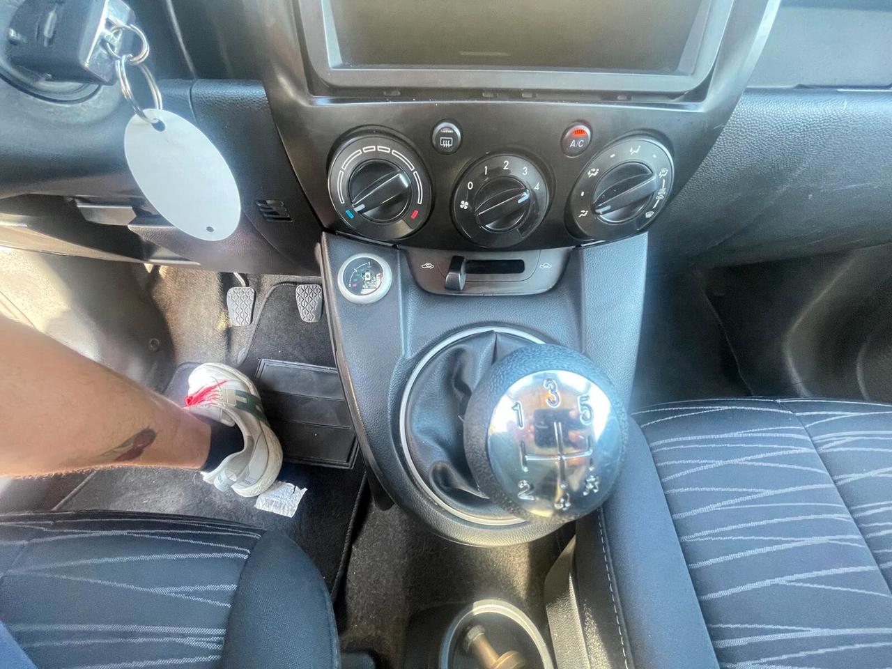 Mazda 2 Mazda2 1.3 16V 75CV 5p. Play GPL
