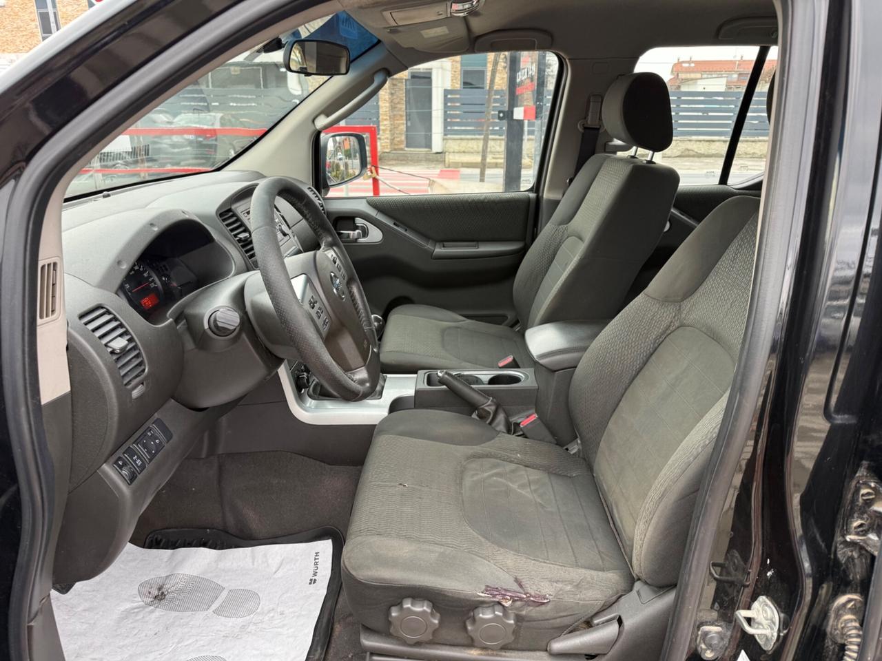 Nissan Navara 2.5 dCi 190CV 4 porte Double 4X4