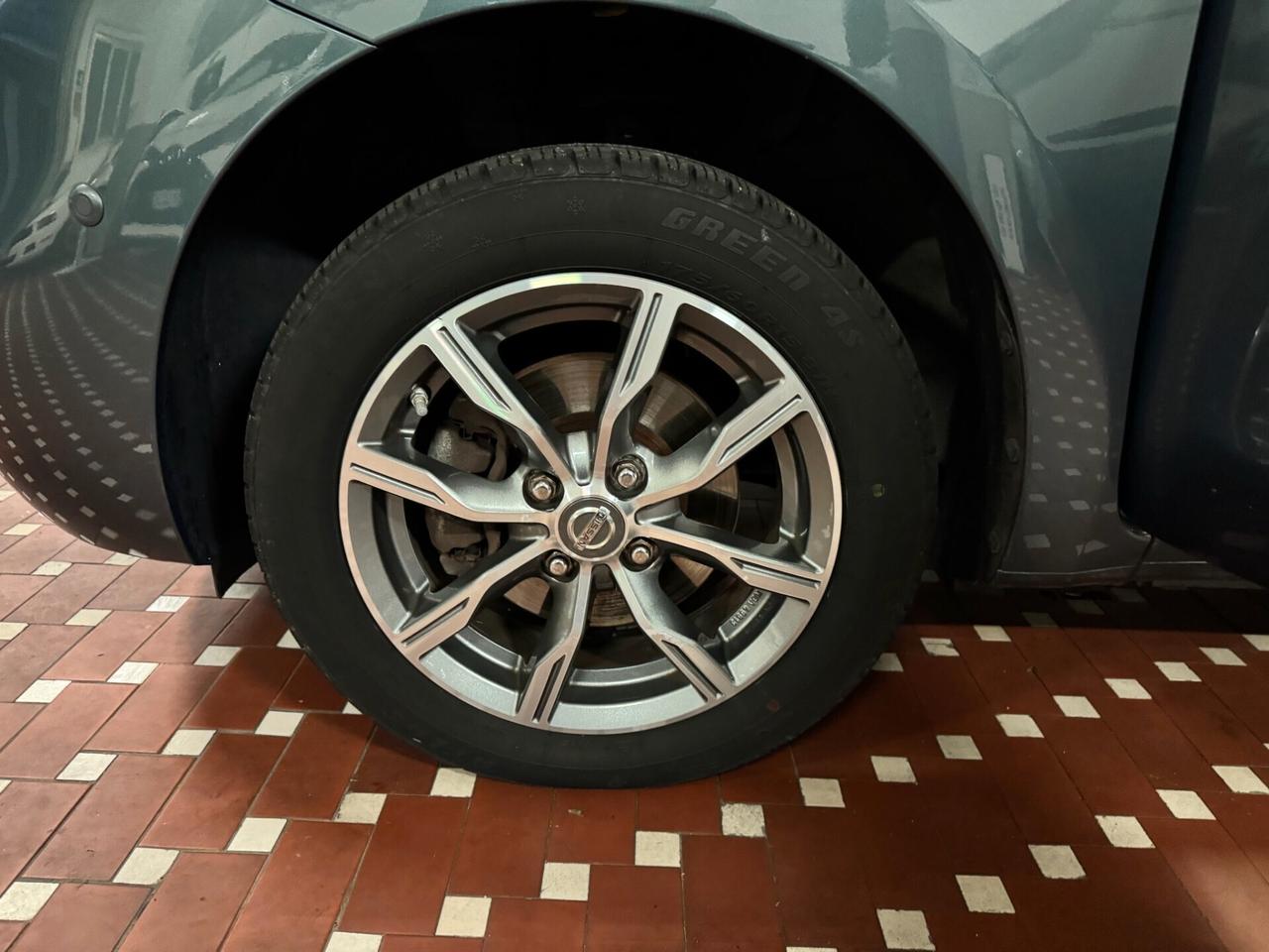 Nissan Micra 1.2 12V 5 porte Acenta Young - IDEALE PER NEOPATENTATI