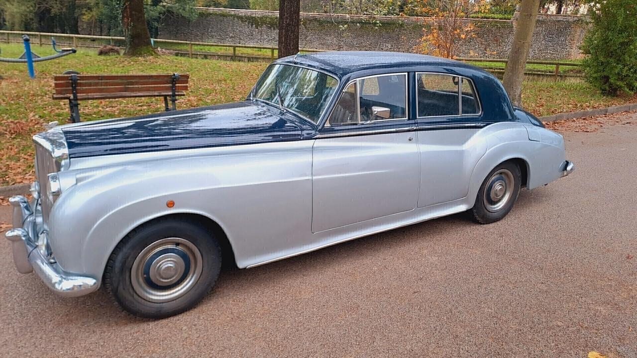Bentley S2 RHD