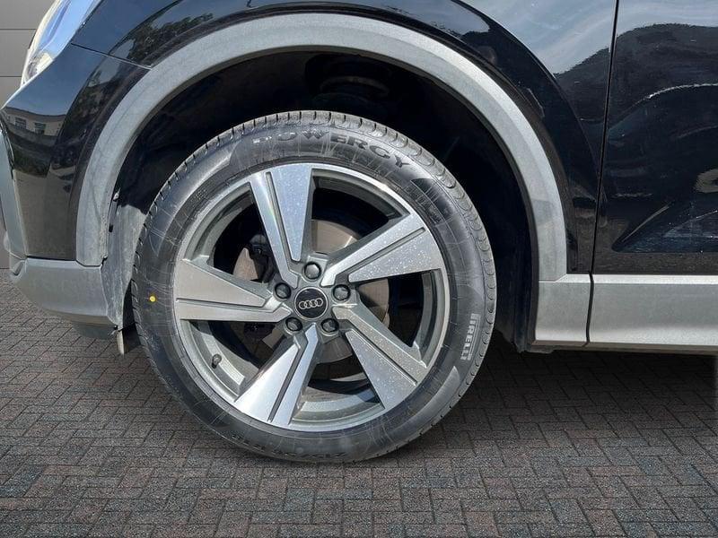 Audi Q2 30 2.0 tdi Admired s-tronic