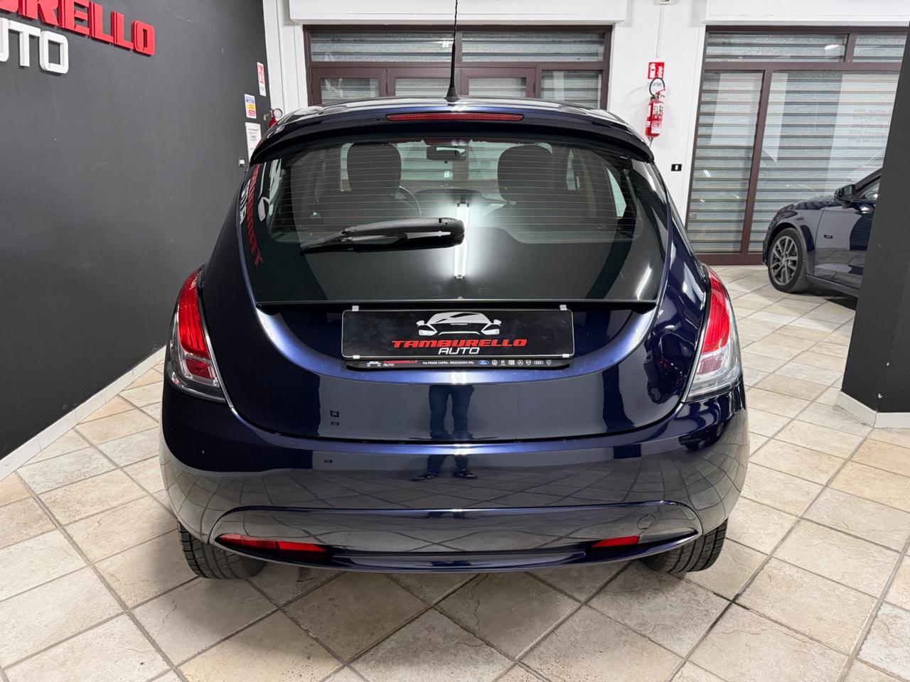 LANCIA Ypsilon 1.2 (69) Elefantino 2016