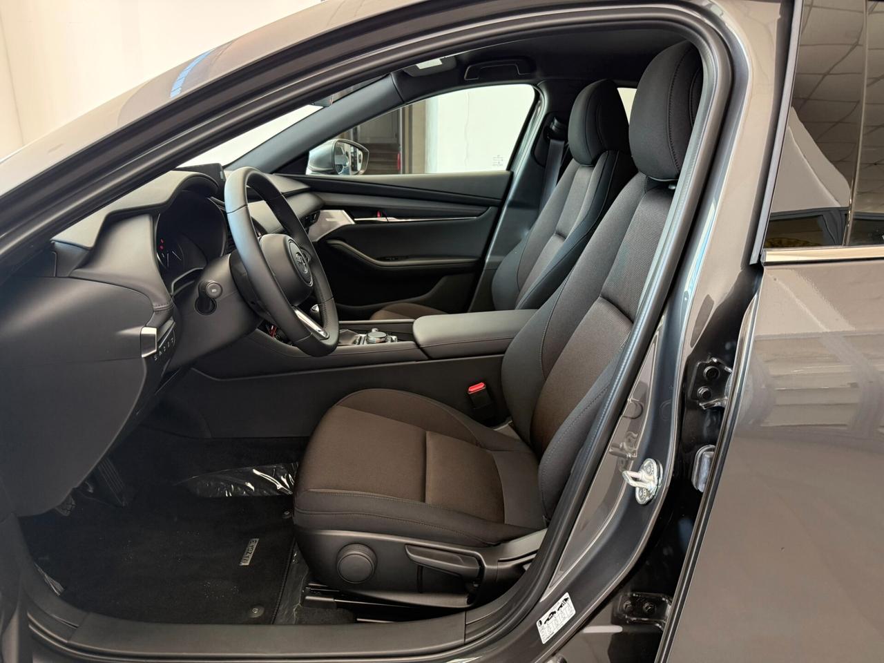 Mazda 3 1.8L DIESEL Executive Navi/Cruise/Xenon