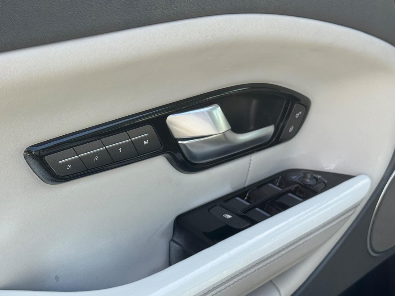 RANGE ROVER EVOQUE 2.0 TD4 180 CV HSE DYNAMIC MANUALE FULL IVA