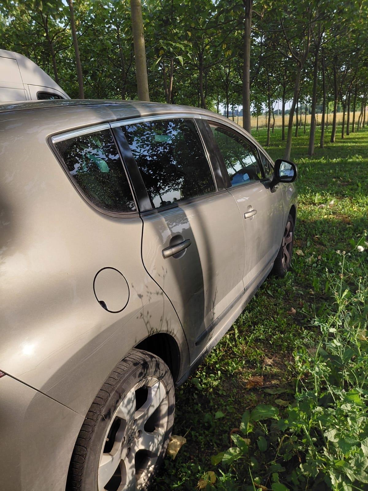 Peugeot 3008 1.6 HDi 110CV cambio robotizzato Premium