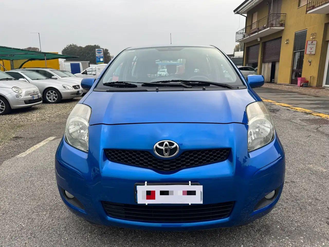 Toyota Yaris 1.0 5 porte Sol