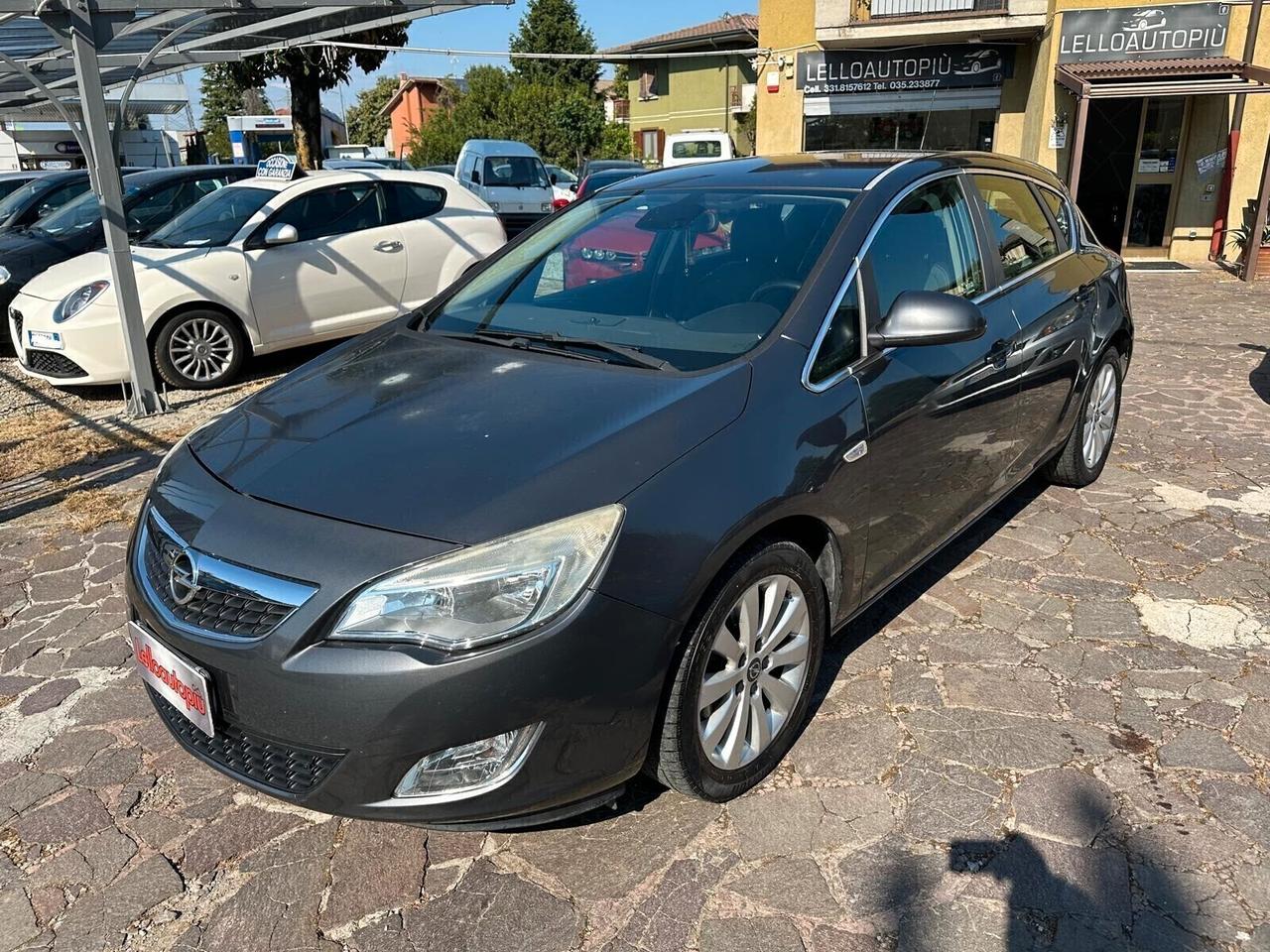 Opel Astra 1.7 CDTI 125CV 5 porte Cosmo
