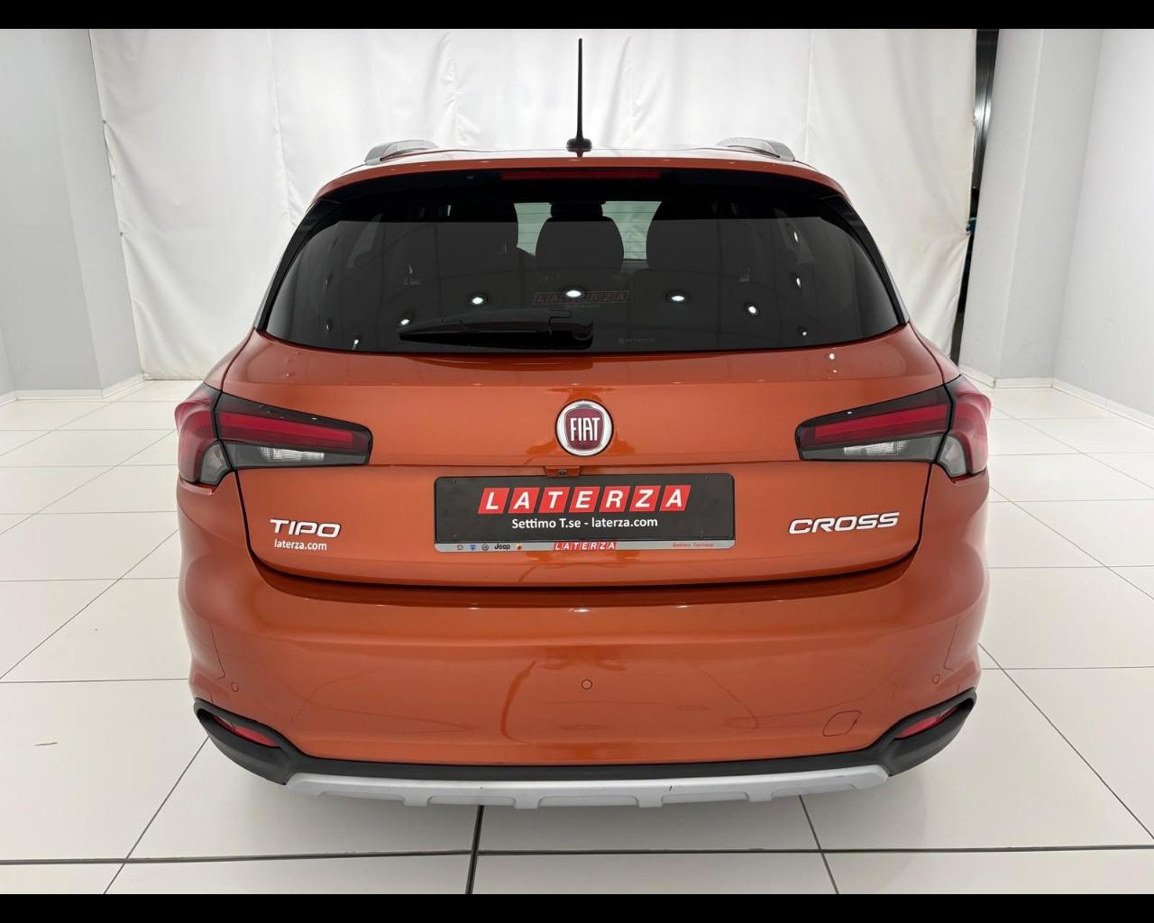 FIAT Tipo 5p 1.0 Cross 100cv
