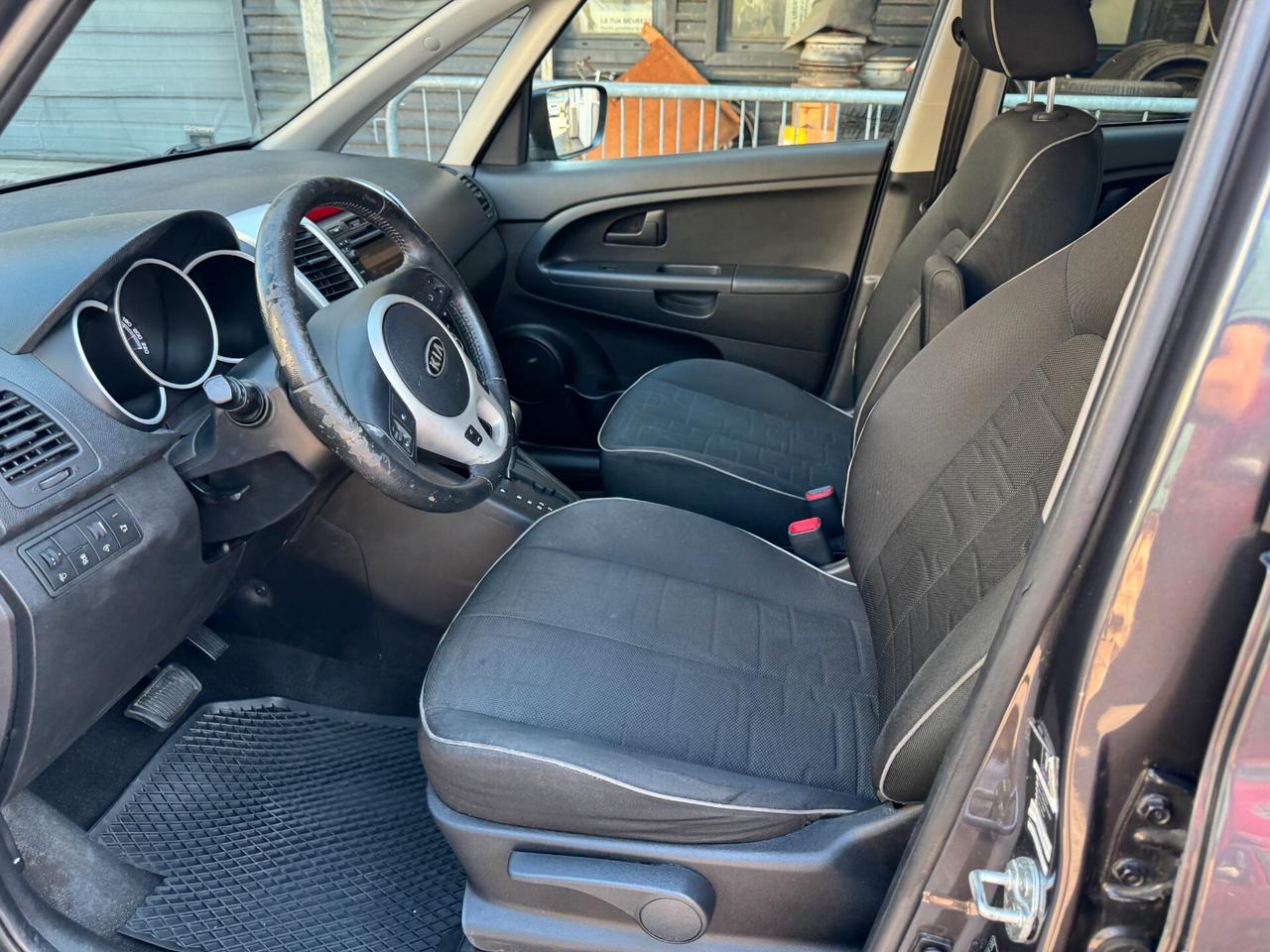Kia Venga 1.6 CVVT Auto. Cool