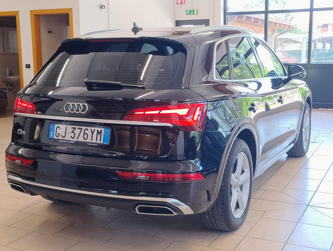 AUDI Q5 35 TDI S tronic S line ACC CARPLAY VIRTUAL