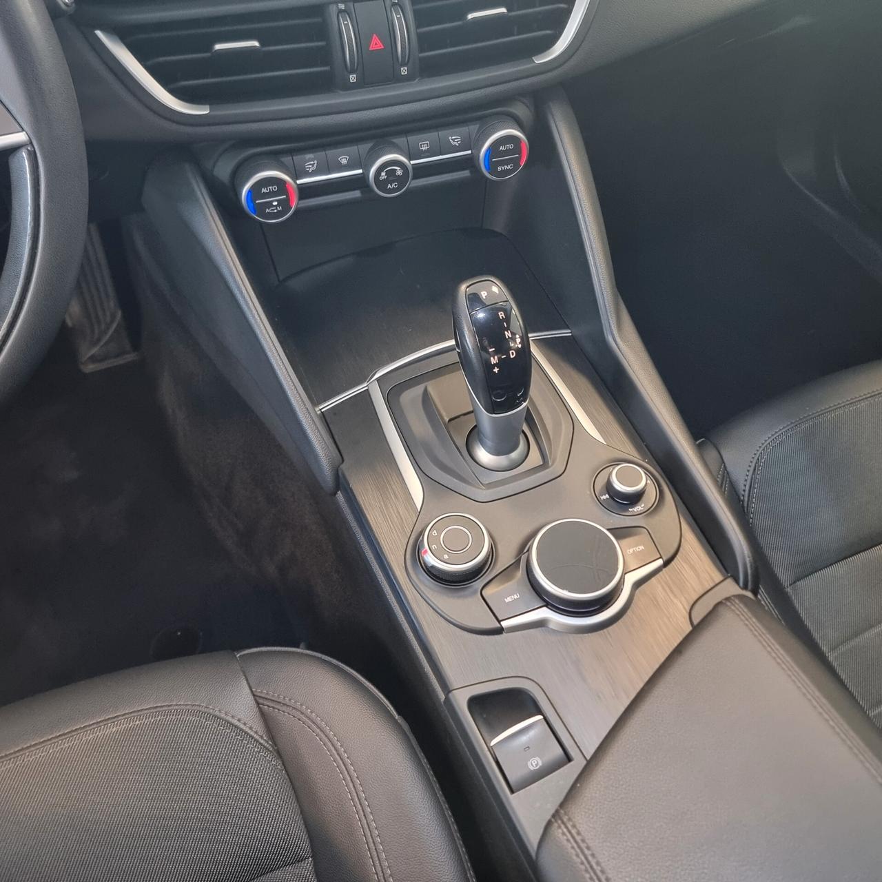 ALFA ROMEO GIULIA SUPER 2.2 TD 150cv auto AT8 Euro 6B