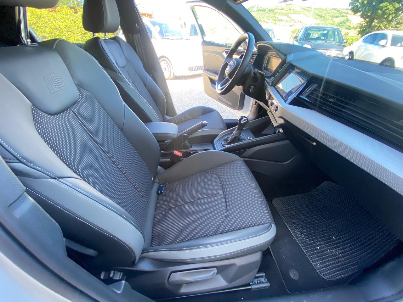 Audi A1 SPB 35 TFSI S tronic line edition 150Cv